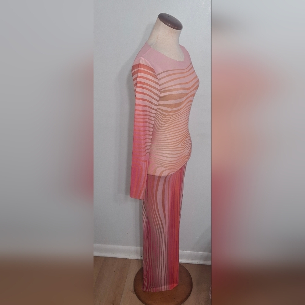 Gorgeous Long Sleeve Maxi Dress- W Sz Medium - Picture 4 of 6